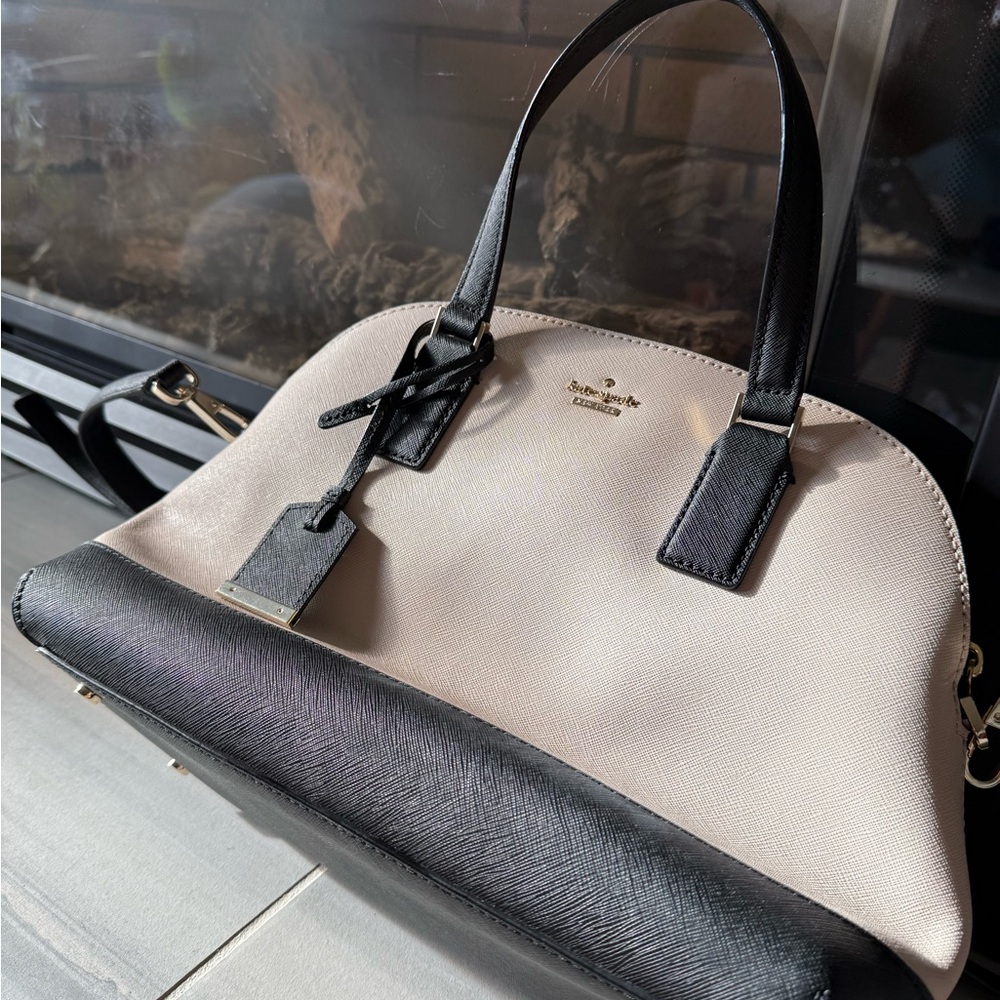 Kate Spade Black and Cream Women's Handbag